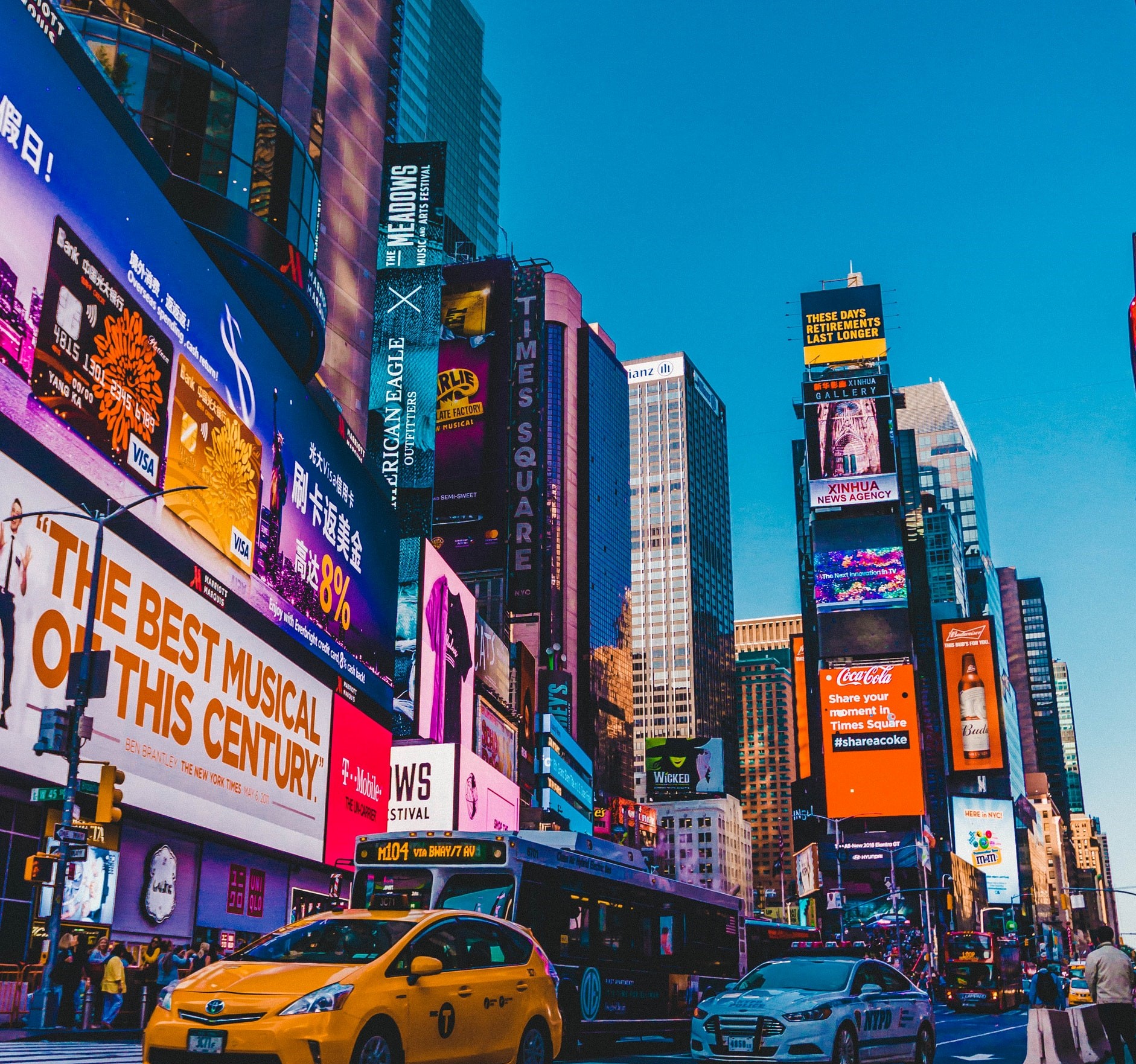 Aggressive advertisements in Times Square