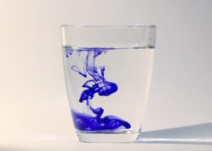 diluting ink in water shows how internal links weaken