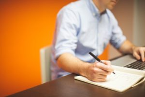 39 percent of potential clients find lawyers online